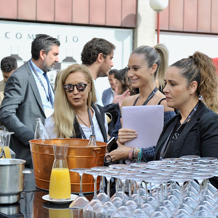 This is an example description for this item.